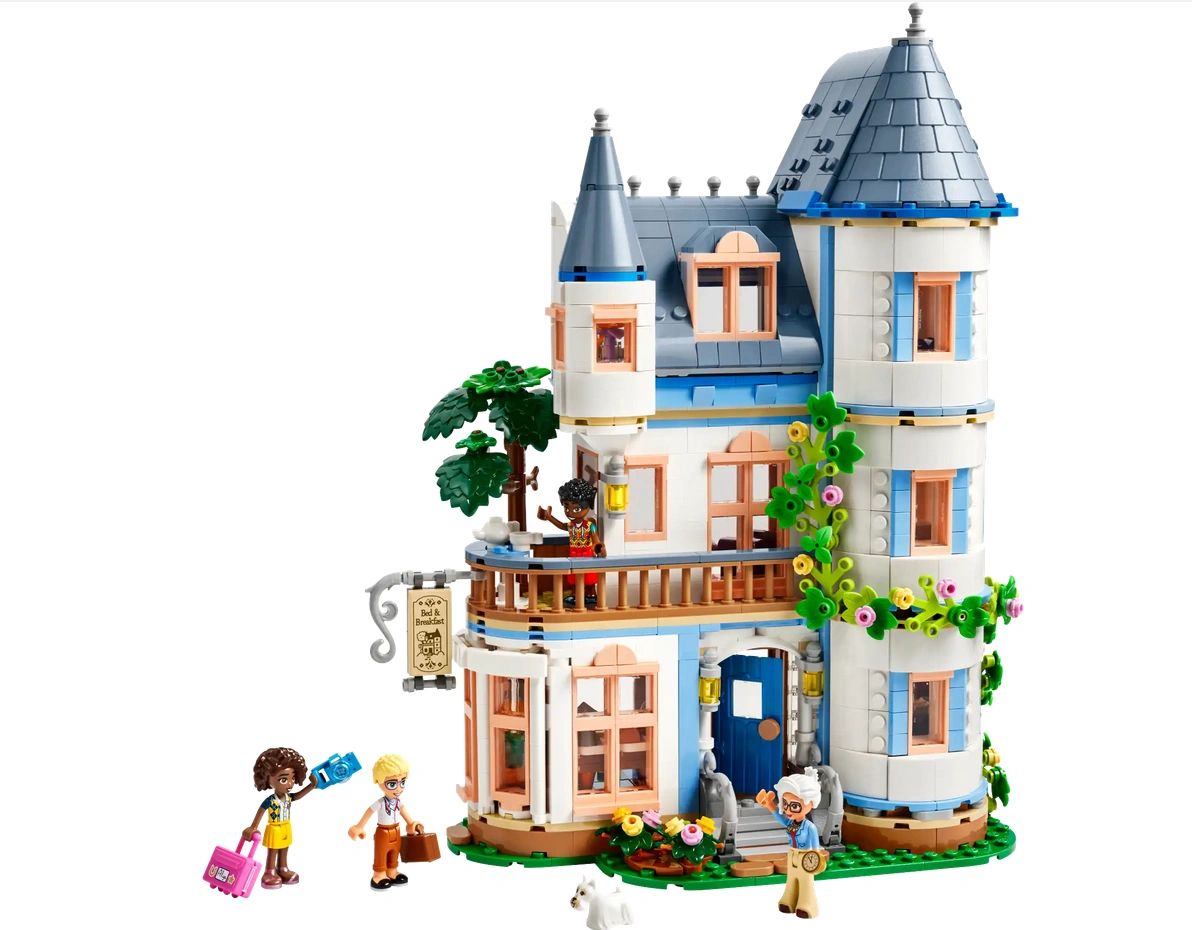 LEGO® 42638 Castle Bed and Breakfast