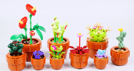 LEGO® 10329 Tiny Plants