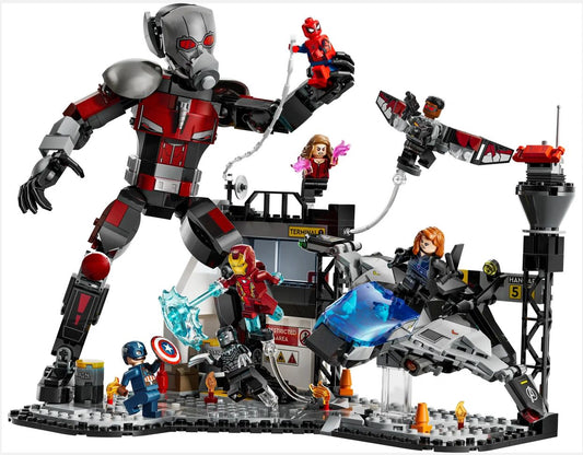 LEGO® 76314 Captain America: Civil War Action Battle