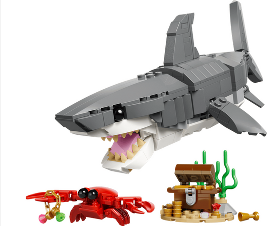 LEGO® 31381 3 in 1 Fierce Shark with a Treasure Chest