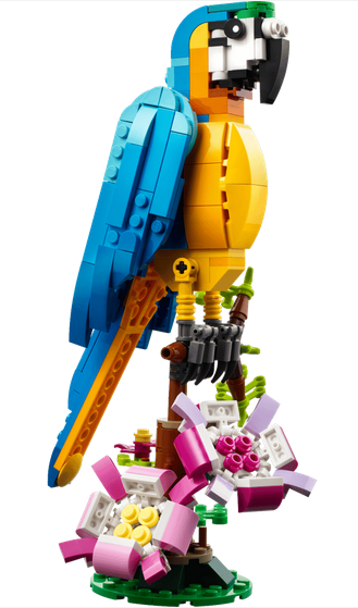 LEGO® 31136 3 in 1 Exotic Parrot
